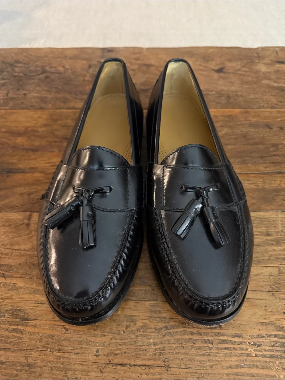 Cole Haan Black Leather Pinch Tassle Loafers Size 10